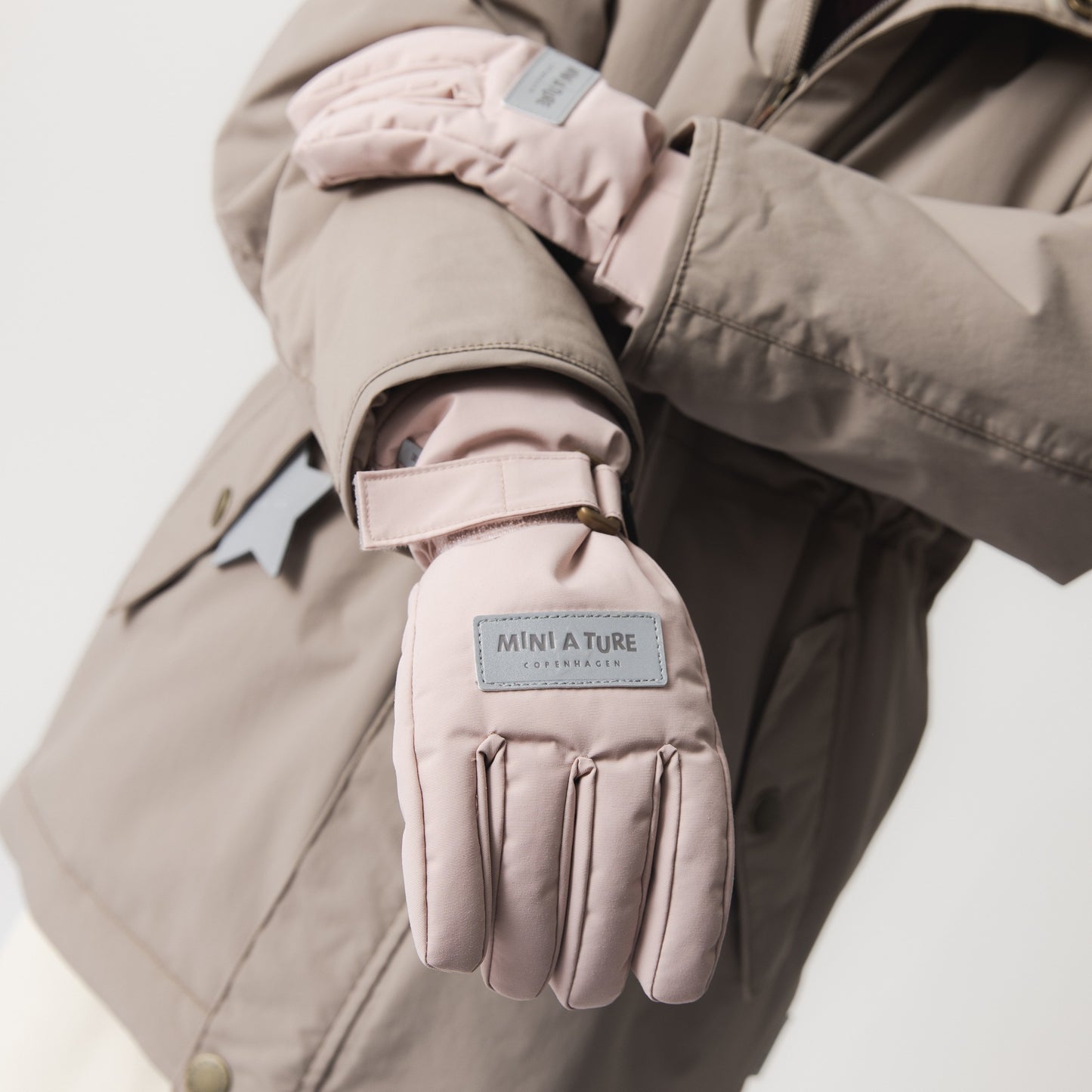 Handschuh 'Matcelio' - Adobe Rose